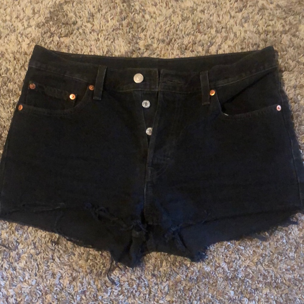 LEVIS black denim 501 shorts